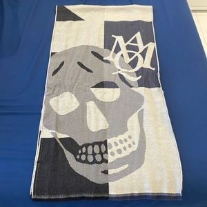 Alexander McQueen navy and gray scarf